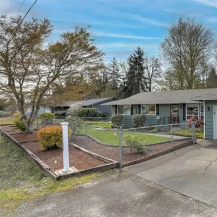 Buy this 3 bed house on 25229 111th Avenue Southeast in Kent, WA 98030