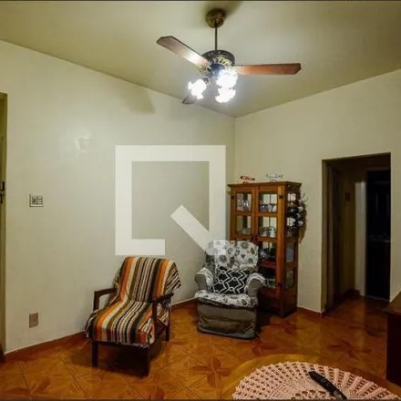 Rent this 2 bed apartment on Rua Mariz e Barros in Icaraí, Niterói - RJ