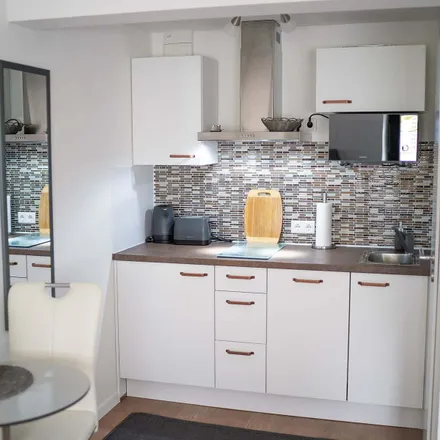 Rent this 1 bed apartment on Am Pfingsberg 2d in 40882 Ratingen, Germany