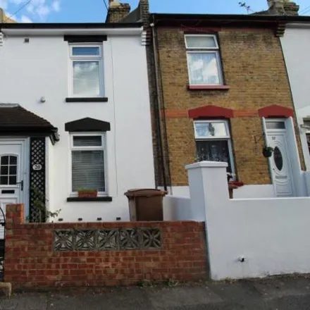 Image 1 - Frederick Road, Gillingham, ME7 5UT, United Kingdom - Townhouse for rent