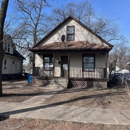 Buy this 3 bed house on 2579 Jefferson Street in Muskegon Heights, MI 49444