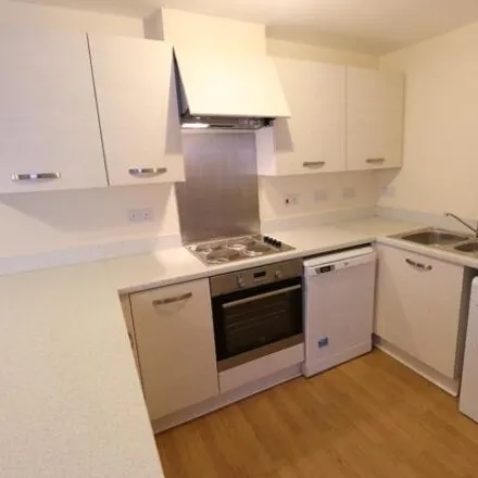 Image 7 - Hollins Court, Kenneth Close, Knowsley, L34 5NG, United Kingdom - Room for rent