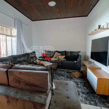 Buy this 3 bed house on Rua Tailândia in Shangri-lá, Cuiabá - MT