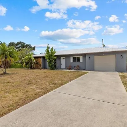 Buy this 2 bed house on 908 Poinciana Road in South Venice, Sarasota County