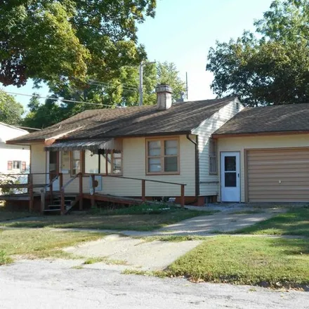 Image 1 - 331 North Edwards Street, Macomb, IL 61455, USA - House for sale