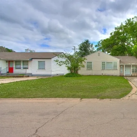 Buy this 3 bed house on 3928 Mallard Drive in Del City, OK 73115