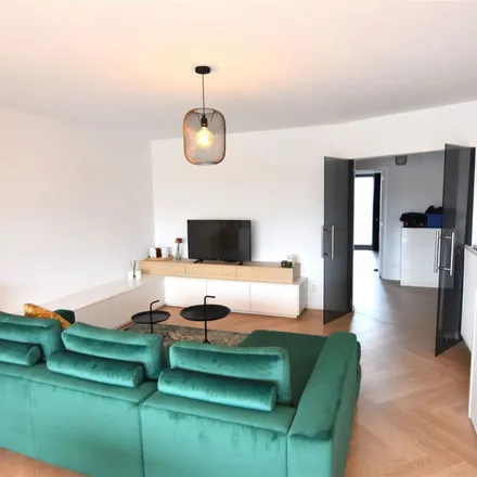 Rent this 1 bed apartment on Koninklijk Atheneum Deurne in Frank Craeybeckxlaan 22, 2100 Antwerp