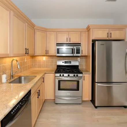 Rent this 2 bed apartment on 320 3rd Street in Jersey City, NJ 07302