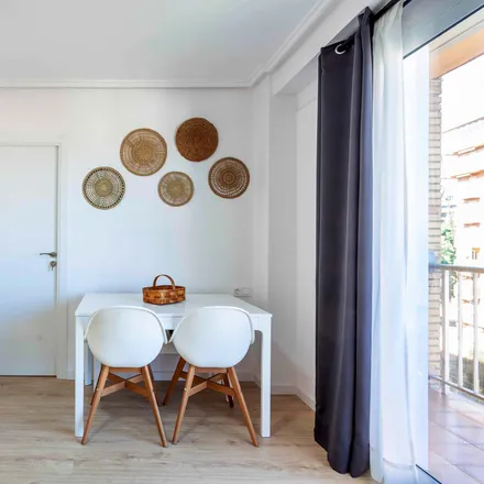 Image 3 - Cavite Street, 183, 46011 Valencia, Spain - Apartment for rent