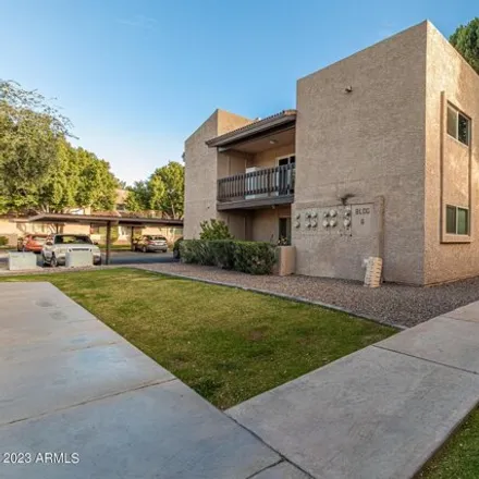 Image 3 - Eastwood Park Condominiums, 520 North Stapley Drive, Mesa, AZ 85203, USA - Condo for sale