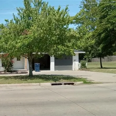 Buy this 3 bed house on 720 Reid Street in Seminole, OK 74868