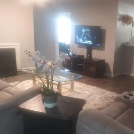 Rent this 2 bed apartment on Smyrna