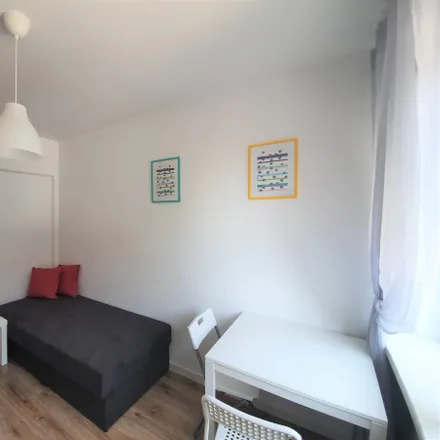 Rent this studio apartment on Wiejska 13 in 31-464 Krakow, Poland