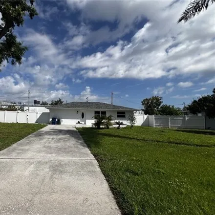 Image 2 - 154 Shanle Drive, North Fort Myers, FL 33917, USA - House for rent