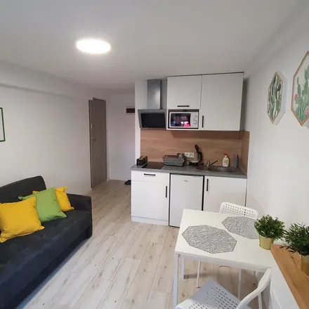 Rent this studio apartment on Wiejska 13 in 31-464 Krakow, Poland