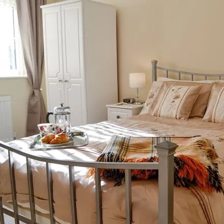 Rent this 3 bed duplex on Talgarth in LD3 0DX, United Kingdom