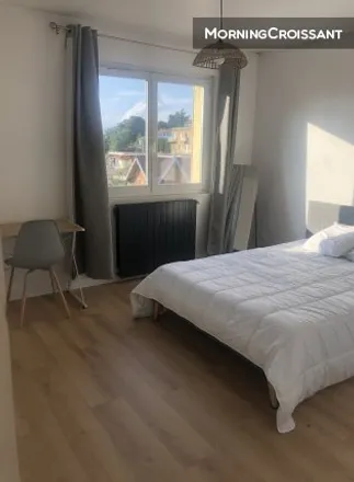 Rent this 1 bed room on Valence