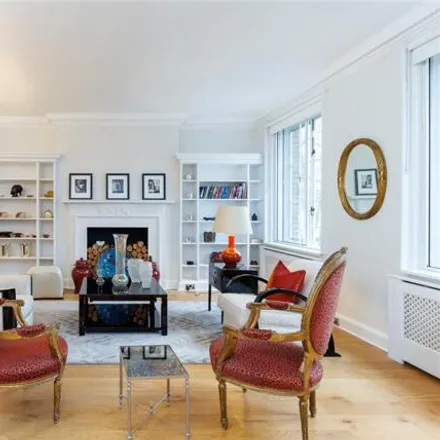 Rent this 4 bed room on 34 Bryanston Square in London, W1H 2DY