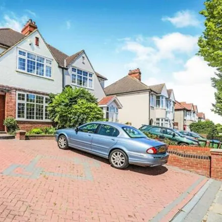 Buy this 3 bed duplex on 324 Green Lane in Edgebury, London