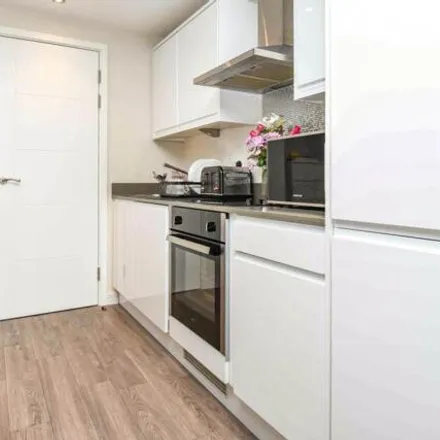 Image 3 - Arodene House, Perth Road, London, IG2 6BX, United Kingdom - Apartment for sale
