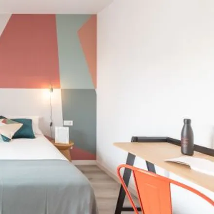 Rent this 1 bed room on Hotel Oriente in Carrer de la Unió, 08001 Barcelona