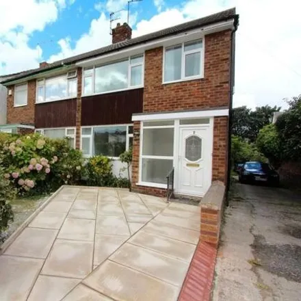 Rent this 3 bed house on 1 Field Road in Wallasey, CH45 5LN