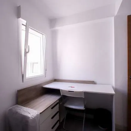 Image 5 - Carrer de l'Arquitecte Arnau, 3, 46020 Valencia, Spain - Apartment for rent