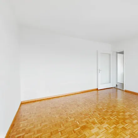 Image 4 - Winkelriedstrasse 13, 8203 Schaffhausen, Switzerland - Apartment for rent