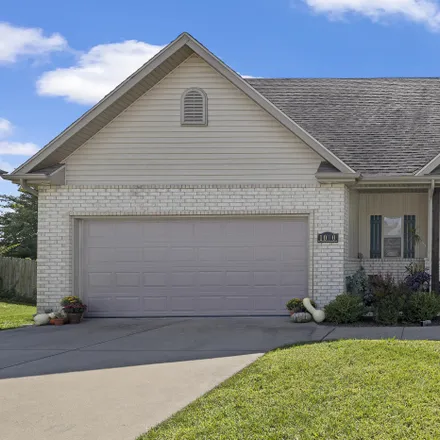 Buy this 3 bed house on 1000 Cobblestone Drive in Ozark, MO 65721