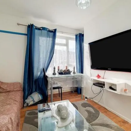 Buy this 3 bed townhouse on 95 White Horse Lane in London, E1 3FZ