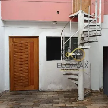 Buy this 4 bed house on Rua Tubarão in Cocaia, Guarulhos - SP
