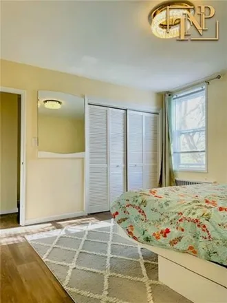 Image 6 - 2427 - 2461 East 29th Street, New York, NY 11235, USA - Apartment for sale
