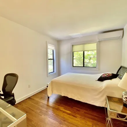 Rent this 3 bed apartment on 98 Hands Creek Road in Northwest Harbor, East Hampton