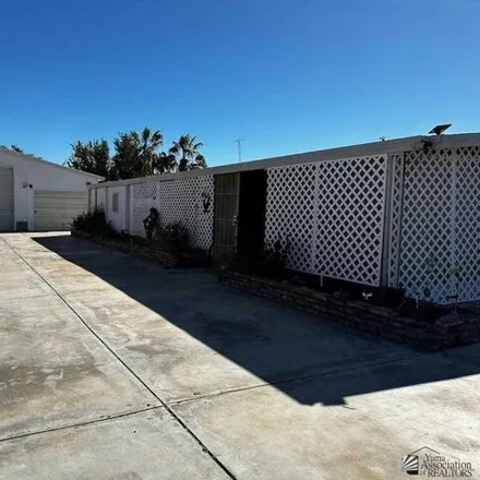 Image 8 - 12327 South Paula Avenue, Fortuna Foothills, AZ 85367, USA - Apartment for sale