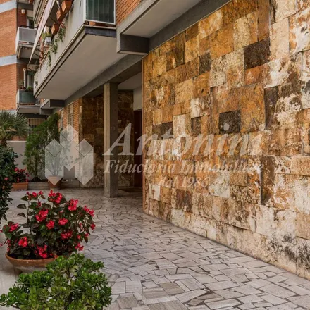 Image 3 - Largo di Vigna Stelluti, 00191 Rome RM, Italy - Apartment for rent