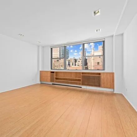 Rent this studio townhouse on Winsome Wines in 236 3rd Avenue, New York