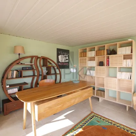 Rent this 3 bed apartment on Spar in Carrer del Bruc, 107