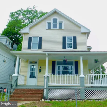 Buy this 3 bed house on 1004 West John Street in Martinsburg, WV 25401