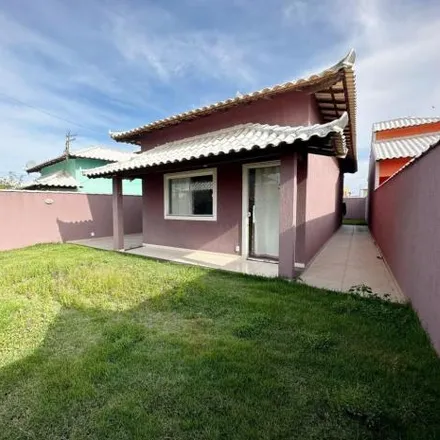 Buy this 2 bed house on Rua Estudante Maximino Fidelis in Saquarema - RJ, Brazil
