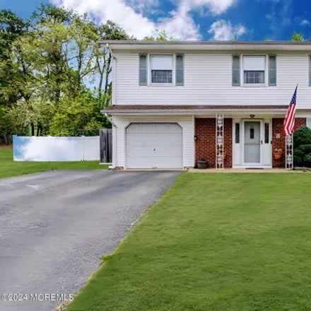 Buy this 4 bed house on 62 Old Bridge Drive in Candlewood, Howell Township