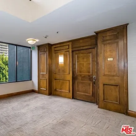 Image 2 - unnamed road, Los Angeles, CA, USA - Condo for sale