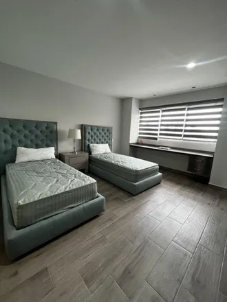 Buy this 8 bed apartment on Calle Árbol De La Vida in 52148, MEX