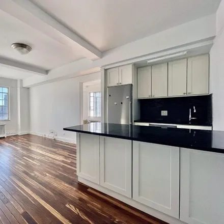 Buy this studio apartment on Windsor Tower in 1st Avenue, New York
