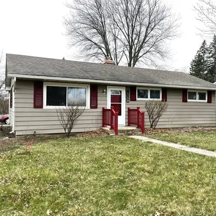 Buy this 3 bed house on 10269 West Paddock Avenue in Beach Park, IL 60087
