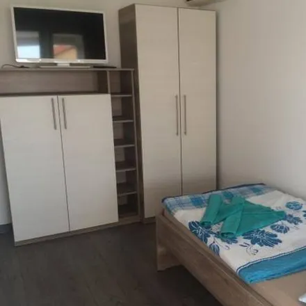 Image 4 - Rogoznica, Općina Rogoznica, Šibenik-Knin County, Croatia - Apartment for rent