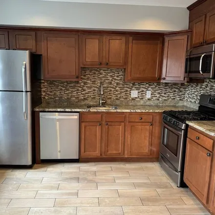 Image 7 - 738 Quince Orchard Boulevard, Brown, Gaithersburg, MD 20899, USA - Apartment for rent