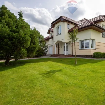 Buy this 9 bed house on Koszalińska 33A in 76-031 Mścice, Poland