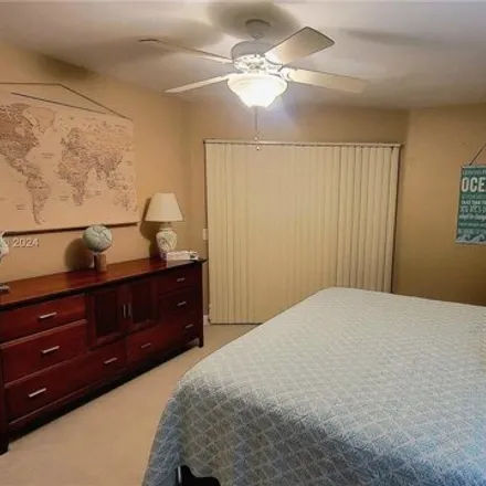 Image 6 - Admiralty Circle, Riverbend Golf and River Club, Lee County, FL 33917, USA - Condo for rent