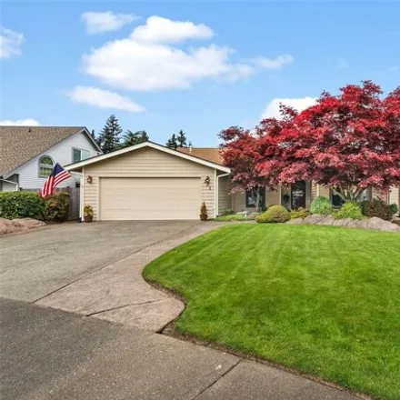 Buy this 3 bed house on 201 McElroy Place in Puyallup, WA 98371