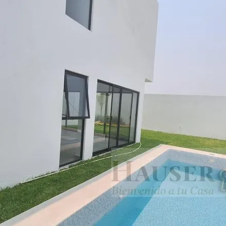 Buy this 3 bed house on Calle Monte Olimpo in Real Santa Fe, 62772 Atlacholoaya